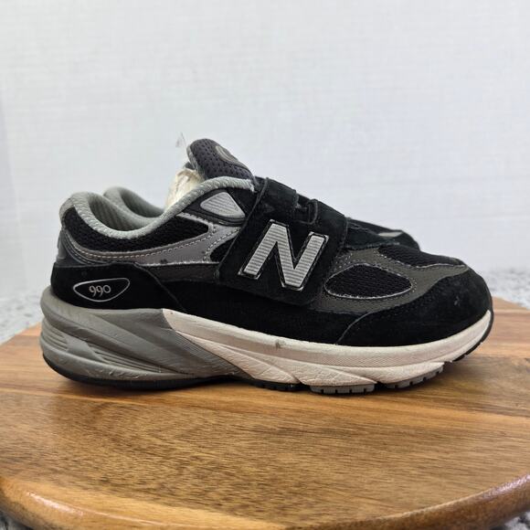 New Balance FuelCell 990v6 Black Silver Casual Hook Loop Sneaker Kid 2 XW X-Wide - Picture 3 of 14